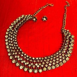 Necklace and earring set (costume jewelry)